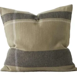 Dante Cushion