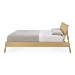 Ethnicraft Oak Air Queen Bed