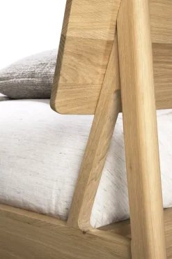 Ethnicraft Oak Air Queen Bed