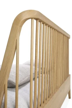Ethnicraft Oak Spindle King Bed