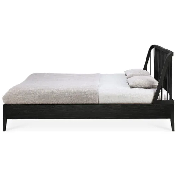 Ethnicraft Oak Spindle King Bed