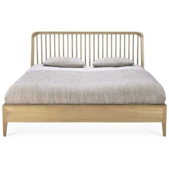 Ethnicraft Oak Spindle King Bed