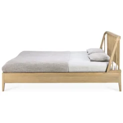 Ethnicraft Oak Spindle King Bed