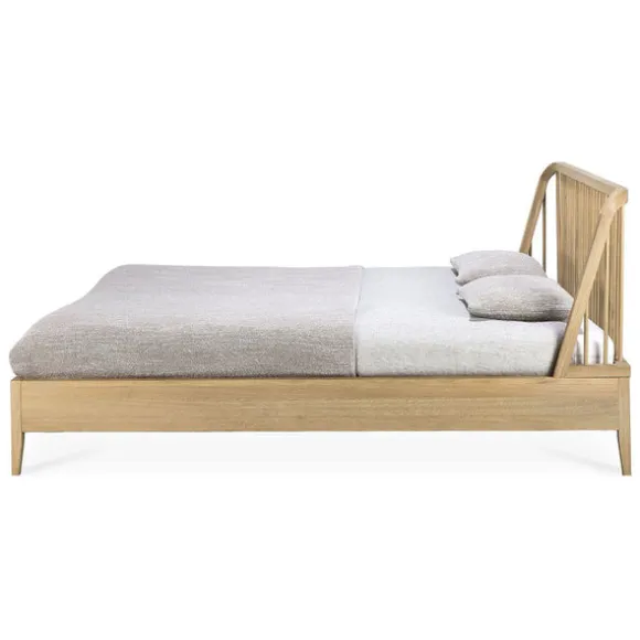 Ethnicraft Oak Spindle King Bed
