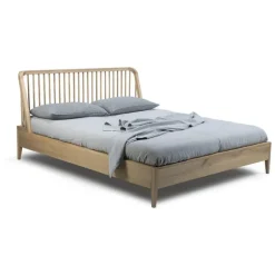 Ethnicraft Oak Spindle King Bed