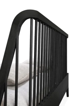 Ethnicraft Oak Spindle King Bed