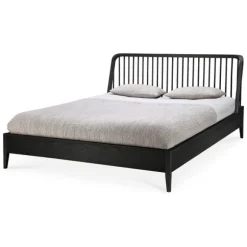 Ethnicraft Oak Spindle Queen Bed