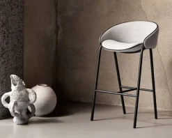 Folium Bar Stool with Leather Piping