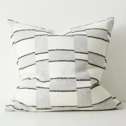 Lorenzo Cushion