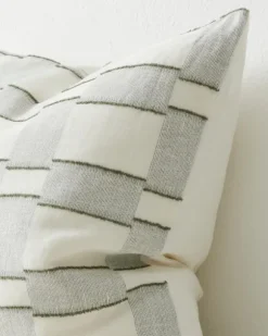Lorenzo Cushion