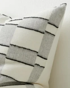 Lorenzo Cushion