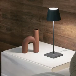Poldina 230V Table Lamp