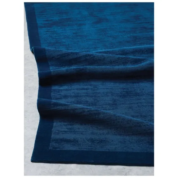 Tait Rug