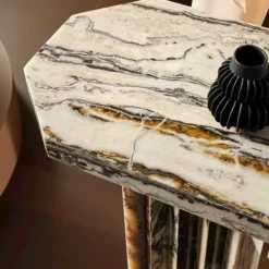 Tiramisu Console