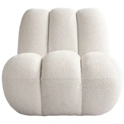 Toe Lounge Chair