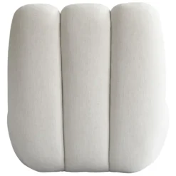Toe Lounge Chair