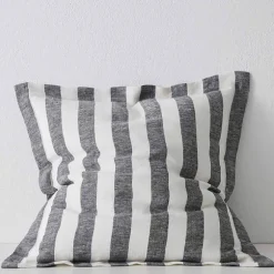 Vito Cushion